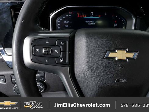 Certified 2025 Chevrolet Silverado 1500 LT AWD/4WD image 9