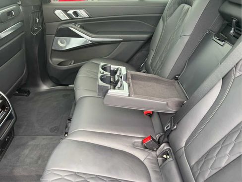 Used 2024 BMW X7 xDrive40i w/ Executive Package AWD/4WD image 33
