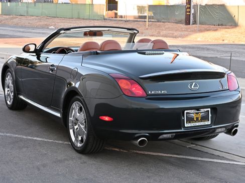 Used 2004 Lexus SC 430 Convertible RWD image 5