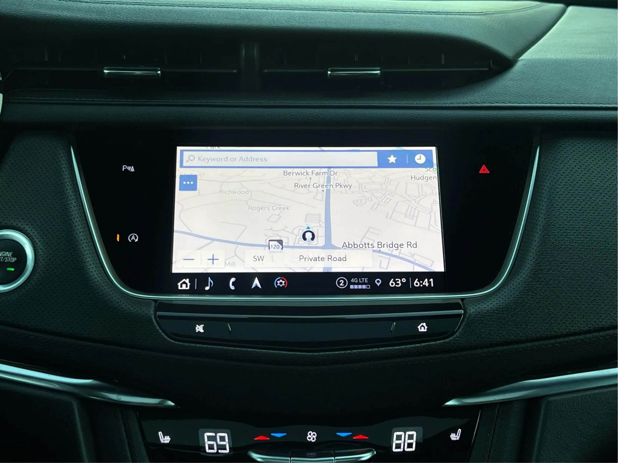 Used 2022 Cadillac XT5 Premium Luxury w/ LPO, ONYX Package AWD/4WD image 13