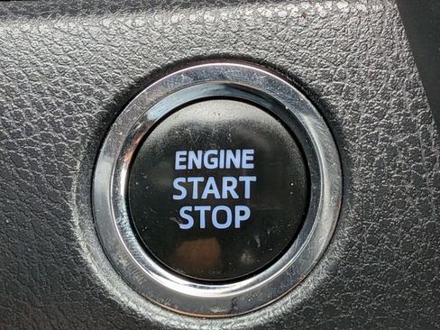 Used 2024 Toyota Camry LE w/ Convenience Package image 21