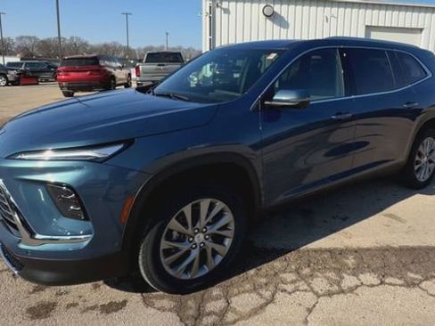 New 2026 Buick Enclave Preferred w/ Super Cruise Package image 4