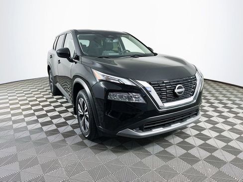 Certified 2023 Nissan Rogue SV AWD/4WD image 2