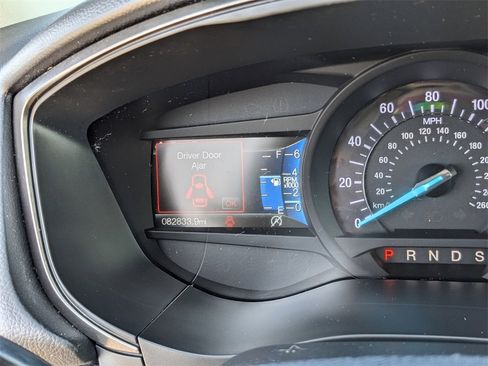 Used 2018 Ford Fusion SE w/ Fusion SE Technology Package image 36