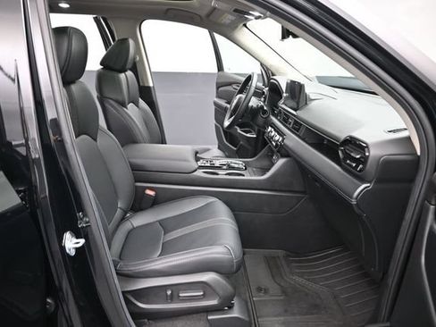 Used 2025 Honda Pilot Touring image 30