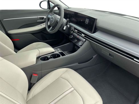 New 2025 Hyundai Sonata SEL FWD image 34