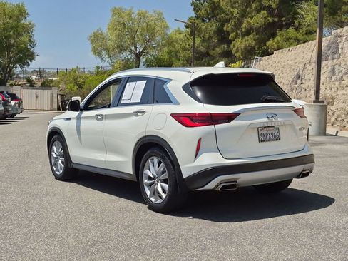 Used 2020 INFINITI QX50 Luxe w/ Cargo Package FWD image 3
