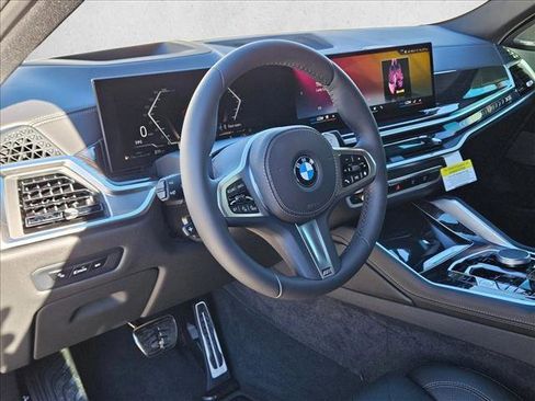 New 2026 BMW X6 xDrive40i image 3