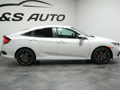 Used 2020 Honda Civic Sport image 8