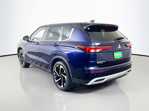 Used 2022 Mitsubishi Outlander SEL Black Edition image 7