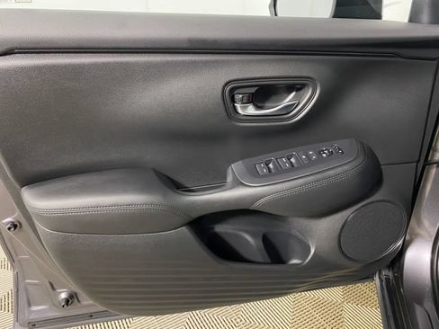Used 2025 Honda HR-V LX image 20