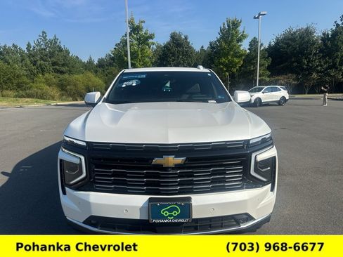 Used 2025 Chevrolet Suburban High Country AWD/4WD image 2