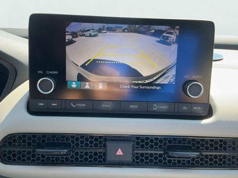 Used 2024 Honda HR-V LX image 24