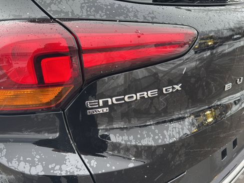 Used 2024 Buick Encore GX Preferred w/ Comfort Package image 4