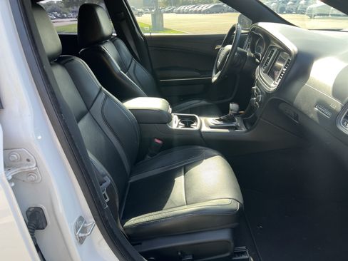 Used 2019 Dodge Charger SXT w/ Plus Group RWD image 26