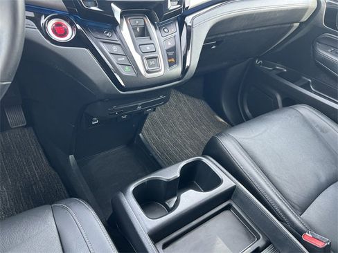 Used 2023 Honda Odyssey Touring image 16