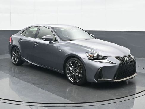Used 2018 Lexus IS 300 300 image 9