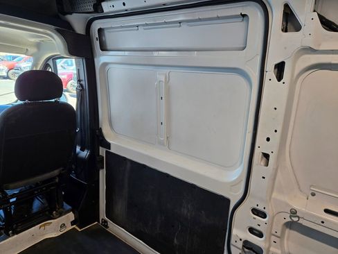 Used 2023 RAM ProMaster 2500 FWD image 38