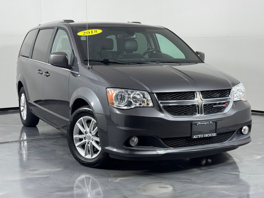Used 2018 Dodge Grand Caravan SXT FWD image 2