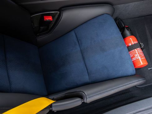 Certified 2025 Porsche 718 Cayman GT4 RS image 42