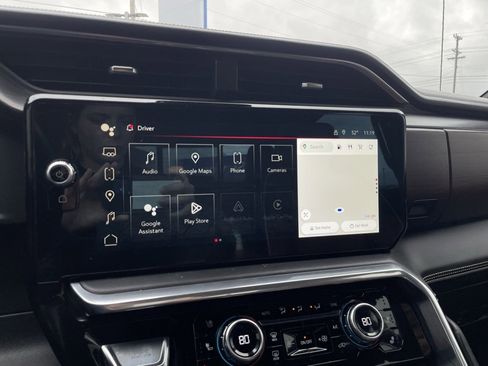 Used 2023 GMC Sierra 1500 Denali Ultimate image 16