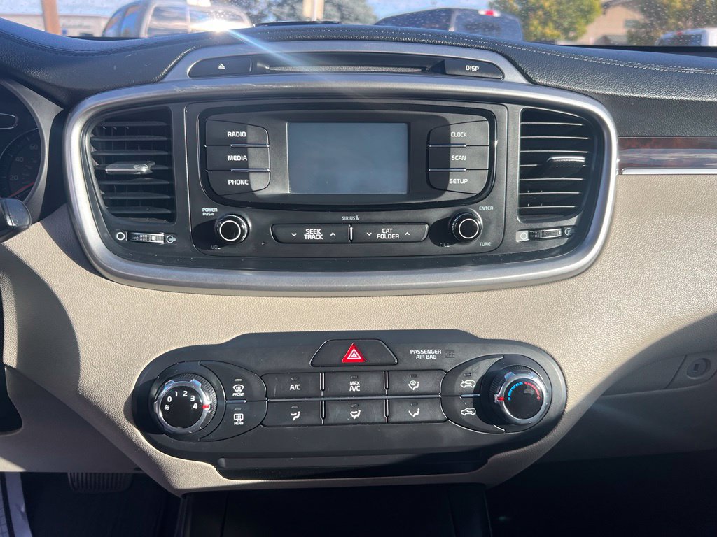 Used 2016 Kia Sorento LX AWD/4WD image 18