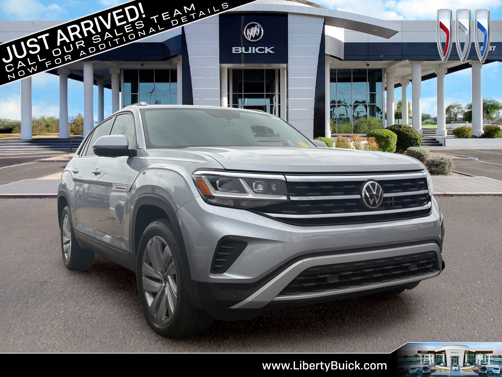Used 2021 Volkswagen Atlas Cross Sport SE FWD image 1