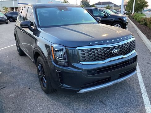 Used 2020 Kia Telluride LX AWD/4WD image 2