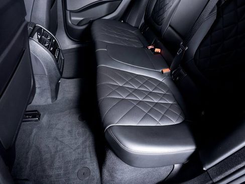 Used 2023 BMW X6 M50i w/ Parking Assistance Package image 25