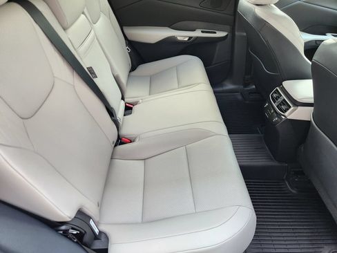 Used 2026 Lexus RX 350 Premium w/ Convenience Package FWD image 31