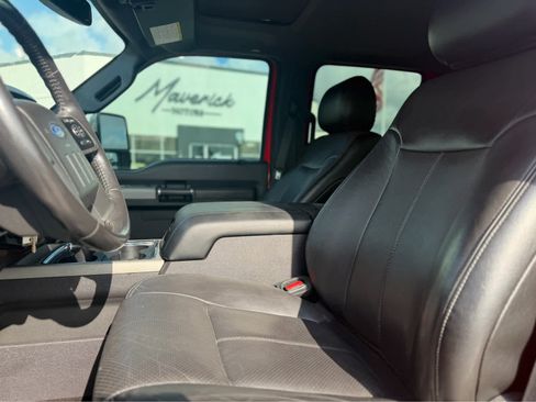 Used 2016 Ford F250 Lariat w/ Lariat Ultimate Package AWD/4WD image 5