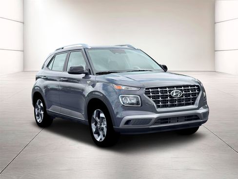 New 2026 Hyundai Venue SEL image 11