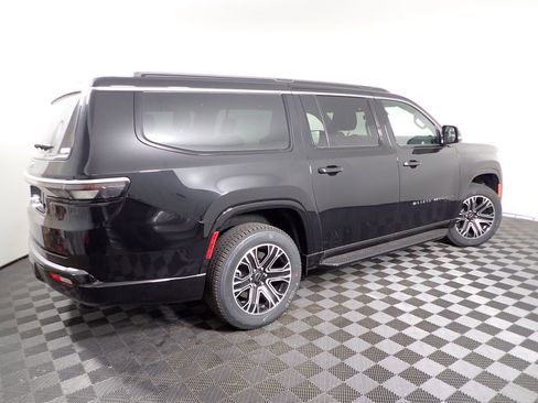 New 2026 Jeep Grand Wagoneer L 4WD image 21