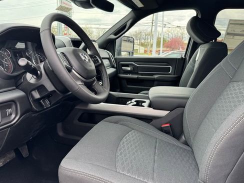 New 2026 RAM 2500 Big Horn AWD/4WD image 10