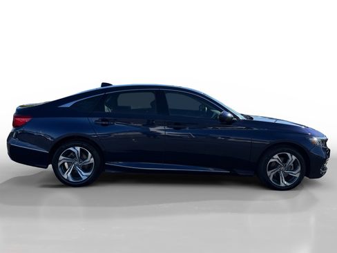 Used 2018 Honda Accord EX image 6