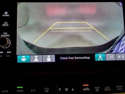 Used 2025 Honda Odyssey Elite image 28