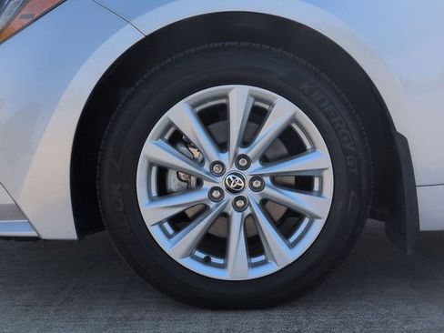 Used 2024 Toyota Corolla LE w/ LE Convenience Package image 12