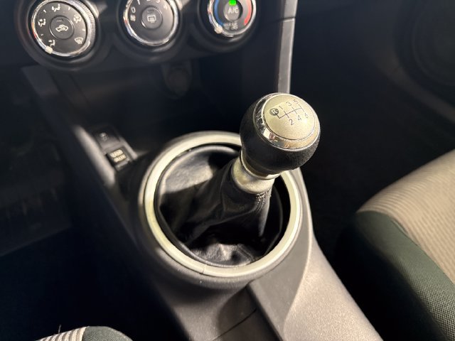 Used 2015 Scion tC FWD image 32