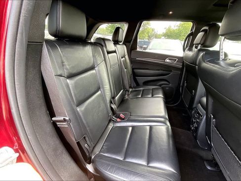 Used 2019 Jeep Grand Cherokee Limited AWD/4WD image 25
