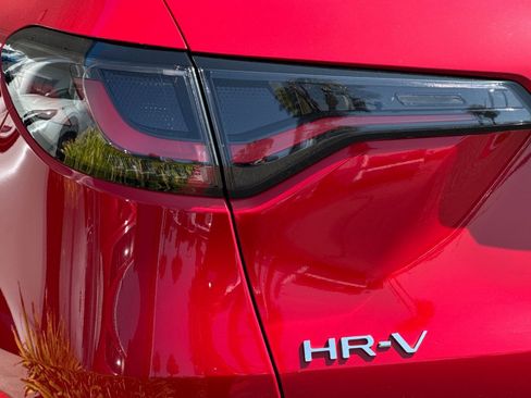 Certified 2024 Honda HR-V EX-L image 29