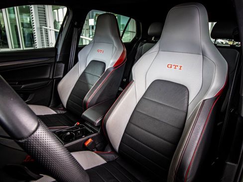 Used 2023 Volkswagen GTI SE w/ SE Leather Package image 29