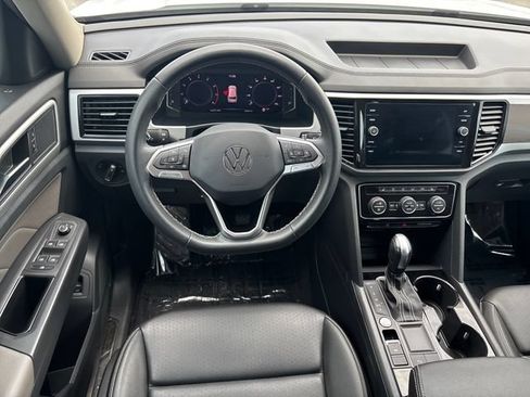 Used 2023 Volkswagen Atlas SE FWD image 15
