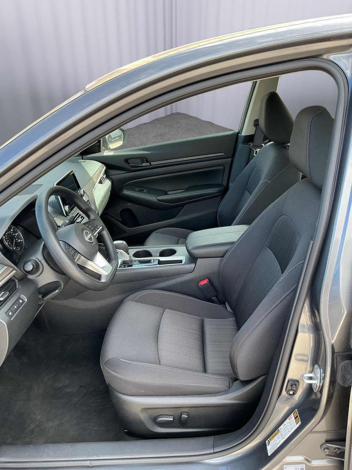 Used 2026 Nissan Altima 2.5 SV FWD image 16
