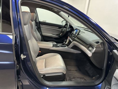 Used 2020 Honda Accord LX image 38