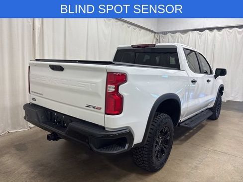 Used 2025 Chevrolet Silverado 1500 ZR2 w/ Technology Package AWD/4WD image 5