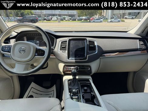 Used 2019 Volvo XC90 T6 Momentum w/ Advanced Package AWD/4WD image 18