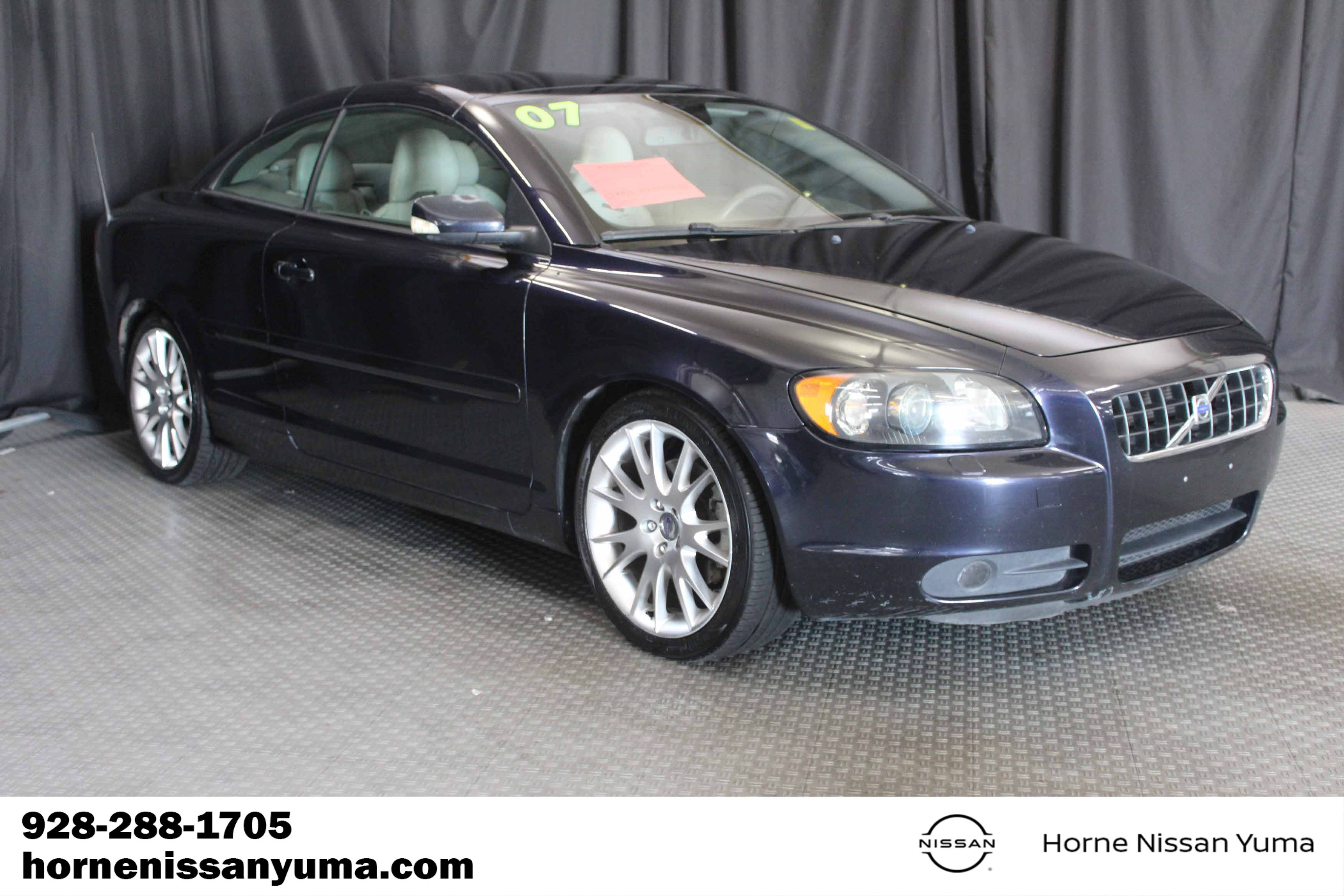 Used 2007 Volvo C70 T5 FWD image 1