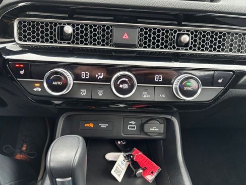 Certified 2024 Honda Civic EX image 21