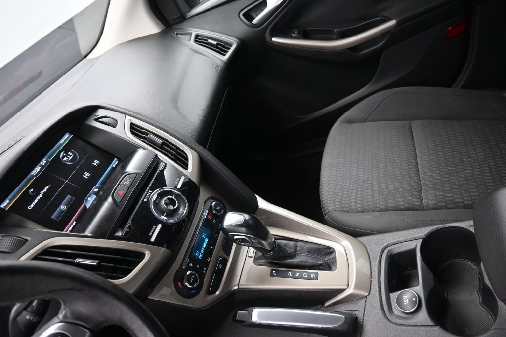 Used 2012 Ford Focus SEL FWD image 16