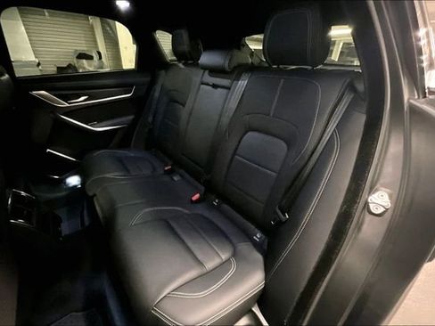 Certified 2025 Jaguar F-PACE R-Dynamic S image 17